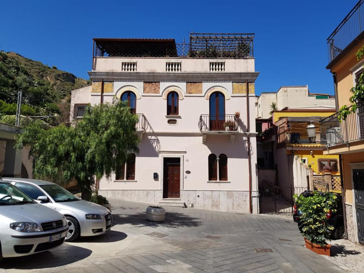Appartamenti Via Lombardo Giardini-Naxos Exterior foto