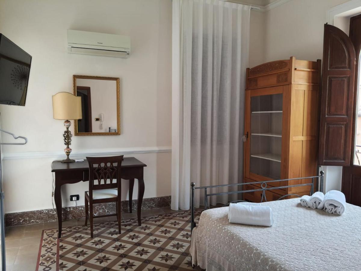 Appartamenti Via Lombardo Giardini-Naxos Exterior foto